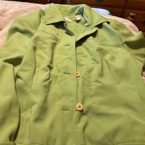 Short summer jacket with pockets